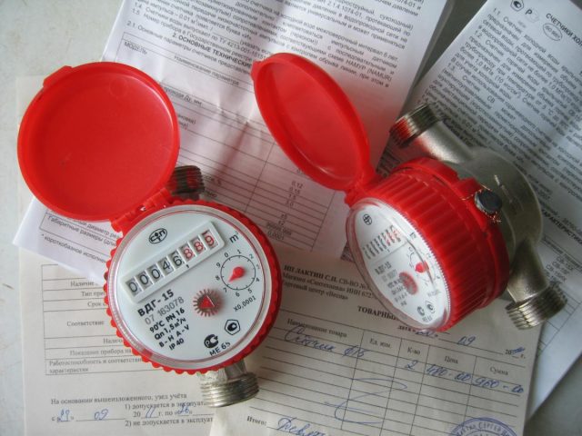 Чим регламентовані терміни служби лічильників гарячої та холодної води